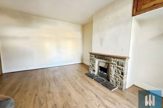 11, Springfield Terrace, Huddersfield photo 5