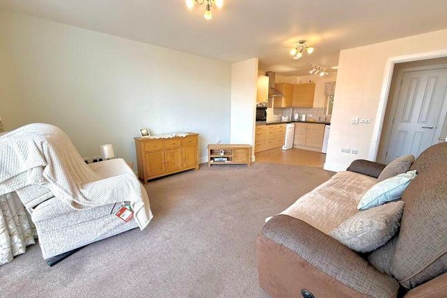 Priory View,Flat 202, Church Street, Dunstable photo 2
