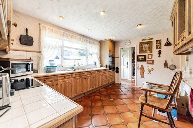 Cheesedown Cottage,, Steventon, Hampshire photo 4