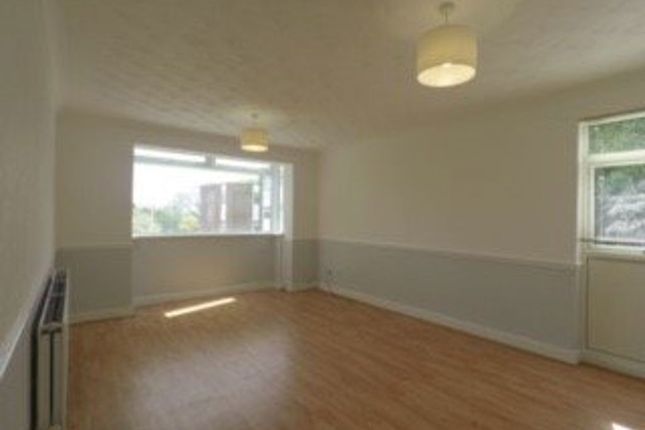 7, Sumner Close, Rainhill photo 3