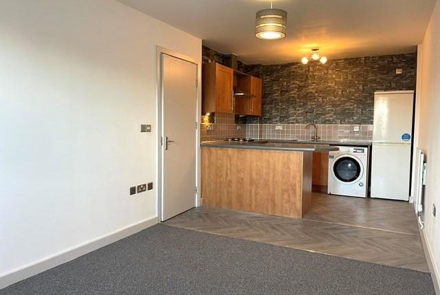 29 College House, The Connexion, Chaucer Street, Mansfield photo 4