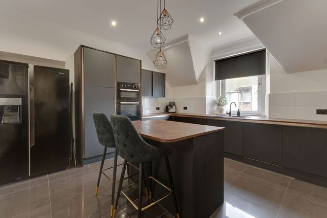 17 West Bridgend, Dumbarton photo 4