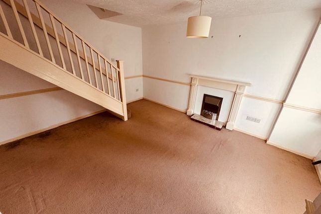 27, Winterside Close, Newcastle photo 2