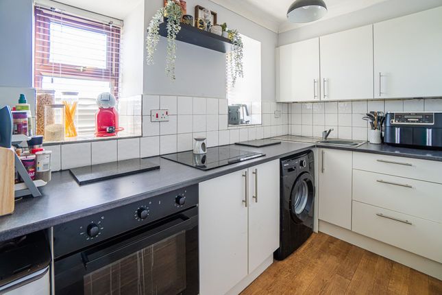 Flat for sale in Frobisher Way, Shoeburyness