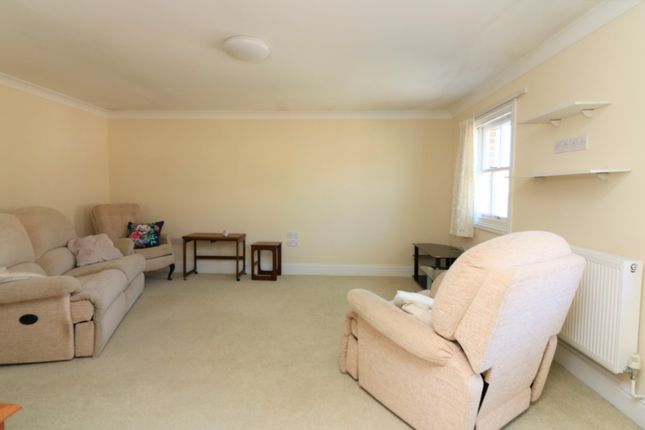 3 Alexander Mews, 68 Dover Road, Sandwich photo 4