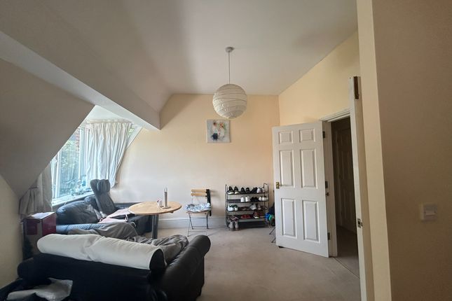 Flat 5, WOLVERHAMPTON photo 4