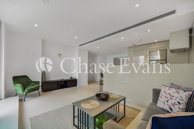 Flat 3405 West Tower, 1, Pan Peninsula, Canary Wharf photo 3