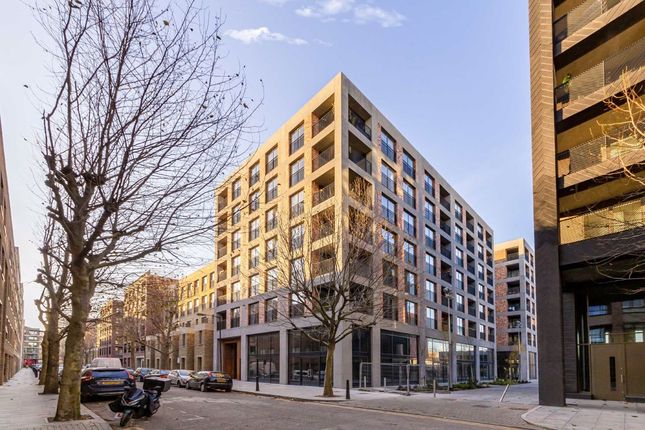 Thumbnail Flat to rent in Wyke Road, London