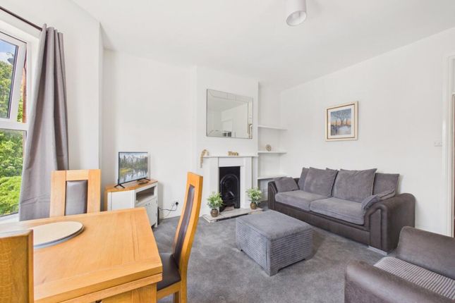 Flat 2 13, Beachborough Road, Folkestone photo 4