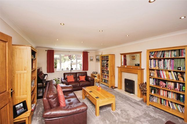 22, Hopton Road, Gloucestershire photo 2