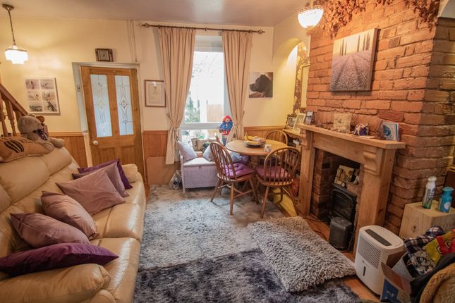 Mill Cottage, 47 Mill Street, Ottery St Mary photo 2