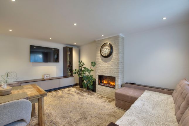 7, Ventnor Close, Great Sankey, Warrington photo 5