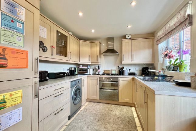 Detached house for sale in Pond Close, Fernwood, Newark