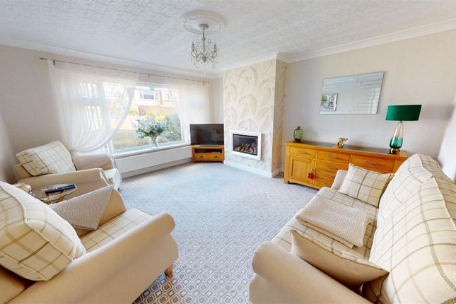 19, Greenacres Drive, Halifax photo 2