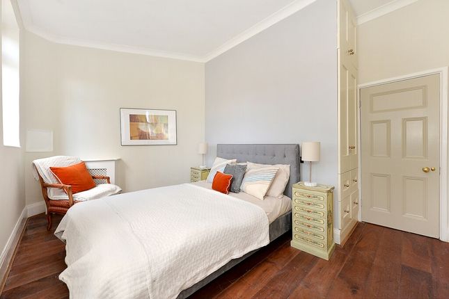 Flat to rent in Egerton Place, Knightsbridge