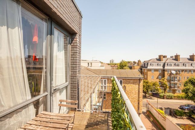 Thumbnail Flat for sale in Allgood Street, Hackney, London