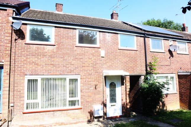Thumbnail Terraced house to rent in Middlesex Drive, West Bletchley, Milton Keynes
