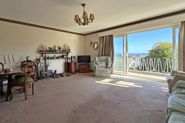 8, Cottington Court, Sidmouth photo 3