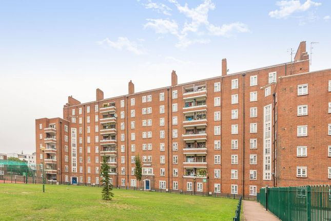 Flat for sale in Clarence Way, Camden, London