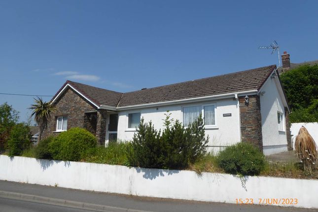 Thumbnail Bungalow to rent in Bolahaul Road, Carmarthen