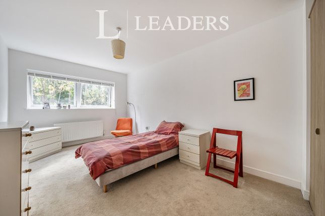 Flat 5, Orchid Court,, Sovereign Way, Kent photo 4