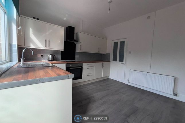 Anglesey Road, Ashton-Under-Lyne photo 4