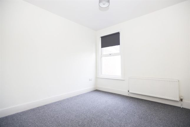 Terraced house to rent in Lawson Road, Lowestoft, Suffolk