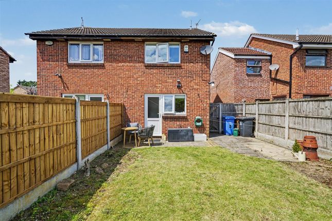 25, Bishopdale Close, Nottingham photo 4