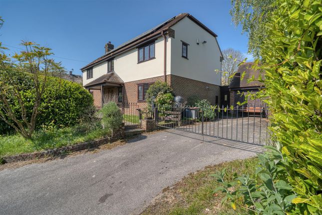 5-bed house on Brimbles, Shillingstone Lane, Okeford Fitzpaine, £615,000