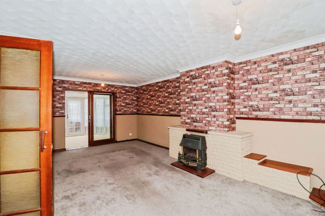 33, Robson Road, Norwich photo 4