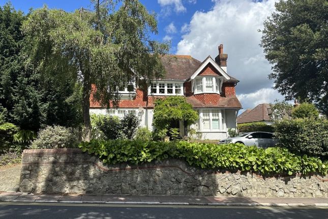 Thumbnail Detached house to rent in Beachy Head Road, Eastbourne