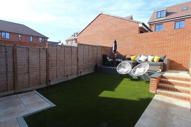 23, Bailey Drive, Ebbsfleet photo 2