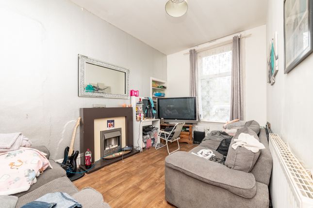 3, Kirkland, Leven photo 2