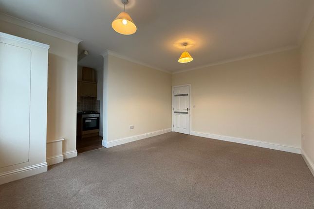 Flat 5, 7, Broadwater Road, Worthing photo 4