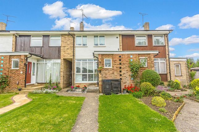 Thumbnail Terraced house for sale in Hazelwood Road, Hurst Green, Oxted