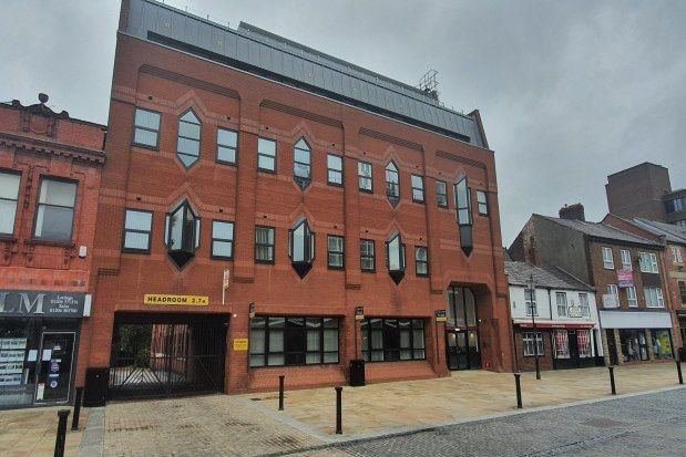 Flat to rent in Churchgate, Bolton