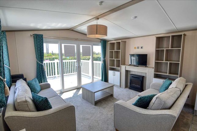 Haven Village - Charmouth, Brightlingsea photo 4