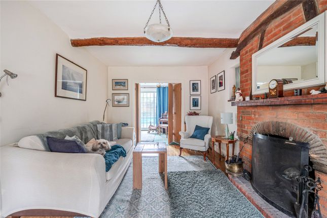 5, Wood Lane, Buckinghamshire photo 2