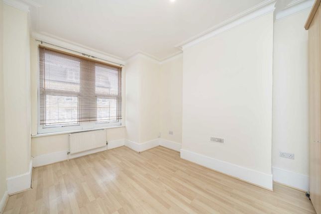 24A, Brightwell Crescent, London photo 4