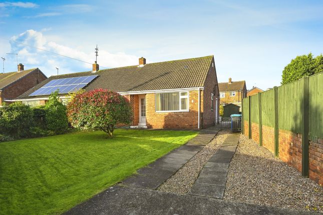 Thumbnail Bungalow for sale in Langley Close, Mansfield, Nottinghamshire