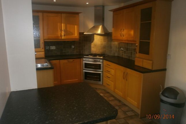 End terrace house to rent in Mill Lane, Romford
