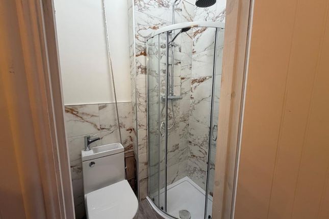 58A, Pearson Park, HULL photo 4