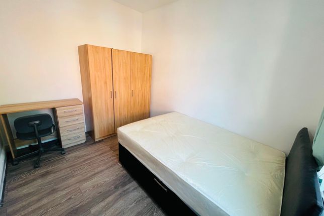 Room to rent in Trentham Road, Coventry