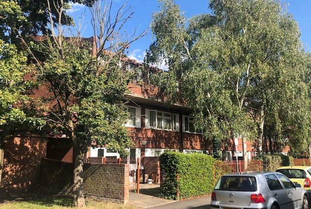 12, Colley House, Whitehall Road, Uxbridge photo 2