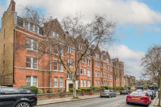 Flat to rent in St James Mansions, Hilltop Road, West Hampstead