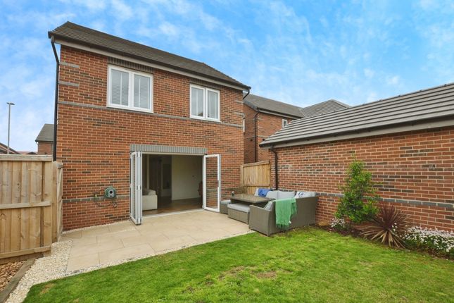 3-bed house on 7, Bluebell Close, Worksop, £270,000