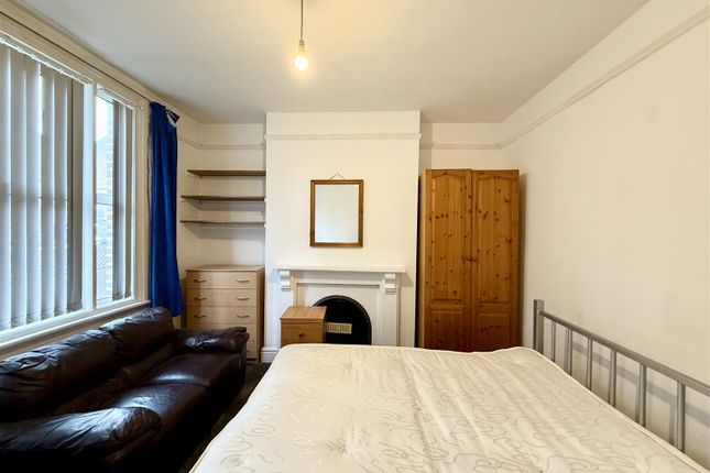 30, Cowley Road, Uxbridge photo 5