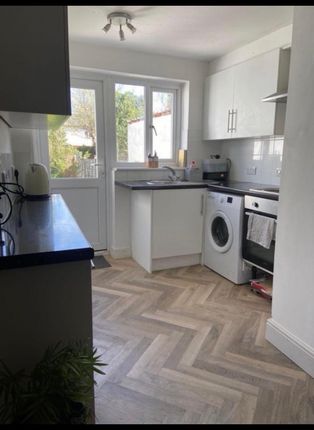 11, Larput Place, Cheltenham photo 4