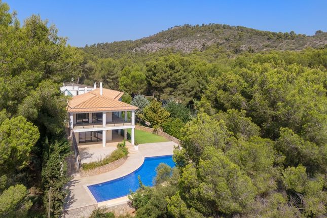 Villa for sale in Spain, Mallorca, Calvià, Paguera