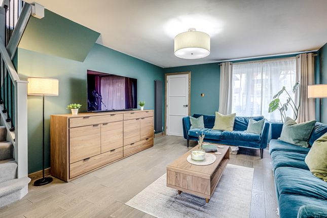 42, Glenbervie Drive, Leigh-on-sea photo 4